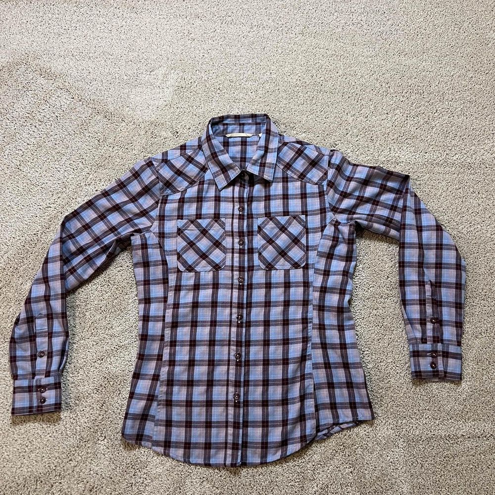 Women’s ASCEND Button Down Shirt Size Small